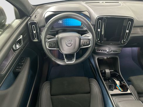 Certified 2023 Volvo C40 P8 Recharge Ultimate image 20