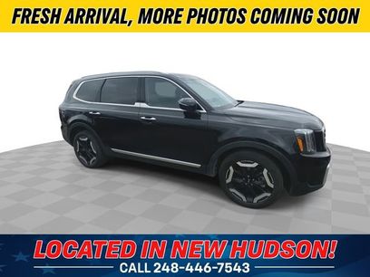 Used 2025 Kia Telluride S