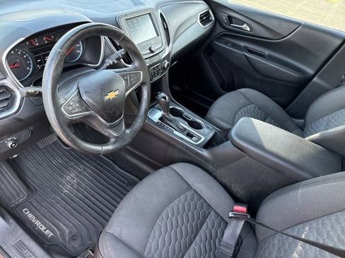 Used 2018 Chevrolet Equinox LT image 10