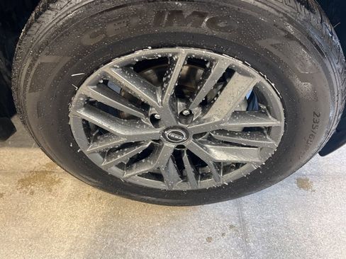 Certified 2024 Nissan Rogue S image 39