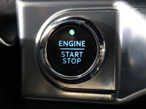 Used 2021 Ford F150 Lariat w/ Equipment Group 502A High image 30