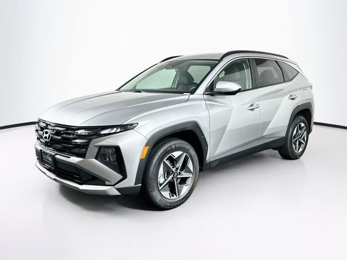 Used 2025 Hyundai Tucson SEL AWD/4WD image 3