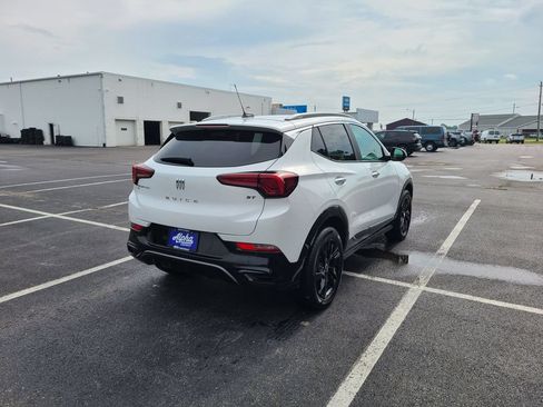 Used 2024 Buick Encore GX Sport Touring AWD/4WD image 7