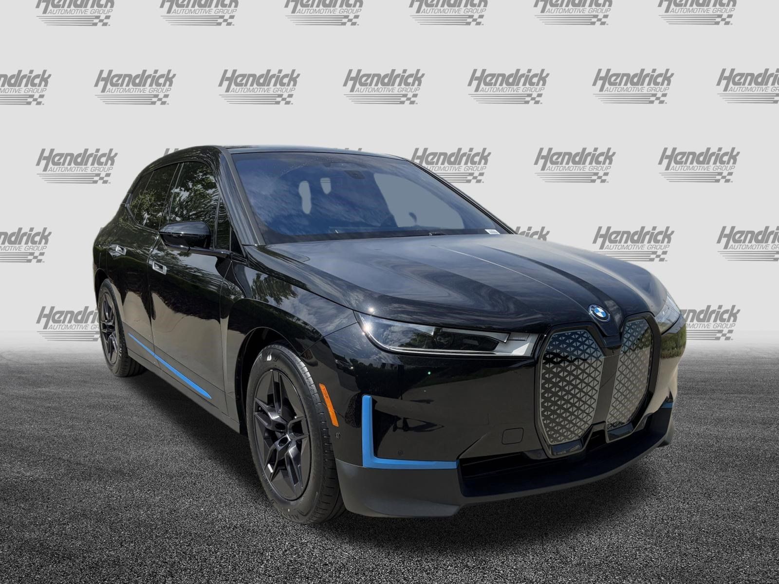 Certified 2023 BMW iX xDrive50 w/ Premium Package AWD/4WD image 2