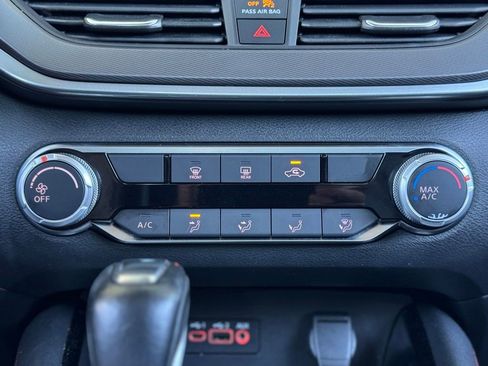 Used 2024 Nissan Altima 2.5 SR image 24