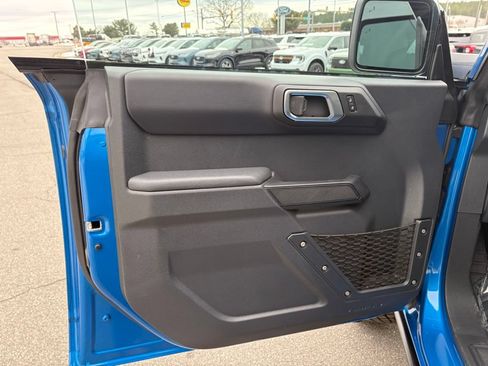 New 2025 Ford Bronco Badlands AWD/4WD image 16