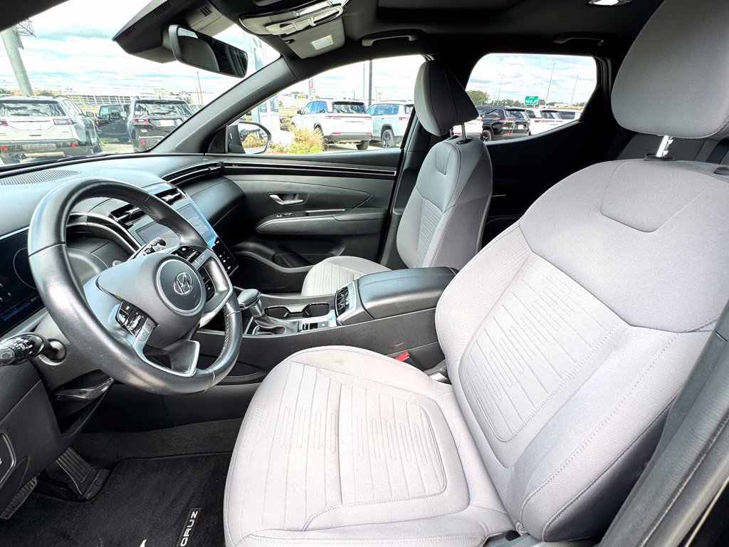 Used 2023 Hyundai Santa Cruz SEL Premium AWD/4WD image 13