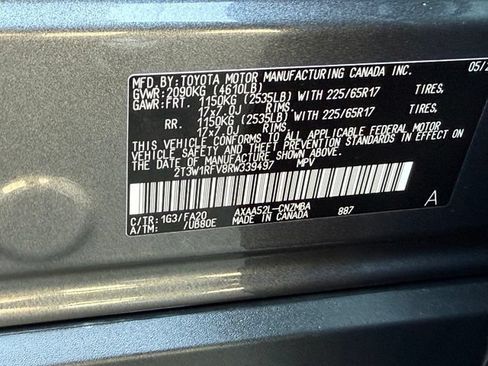 Used 2024 Toyota RAV4 XLE FWD image 41
