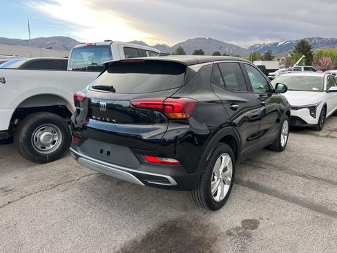 Used 2025 Buick Encore GX Preferred image 6