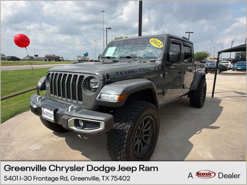 Used 2022 Jeep Gladiator Sport AWD/4WD image 1