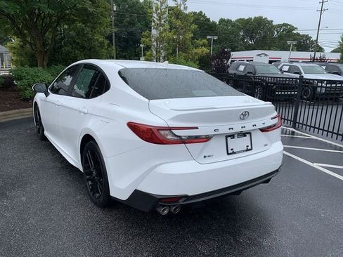 Used 2026 Toyota Camry SE w/ Convenience Package FWD image 6