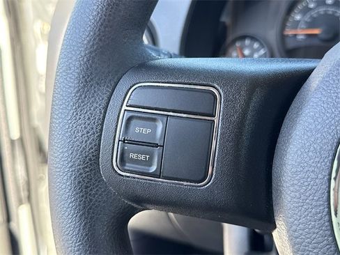 Used 2016 Jeep Compass Sport w/ Power Value Group image 38