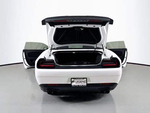 Used 2019 Dodge Challenger R/T w/ Driver Convenience Group image 23