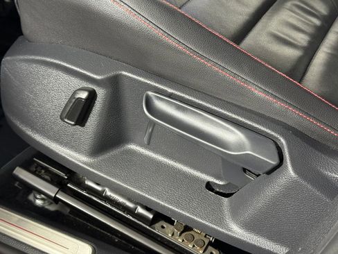 Used 2015 Volkswagen GTI SE w/ Lighting Package (SEL) image 23