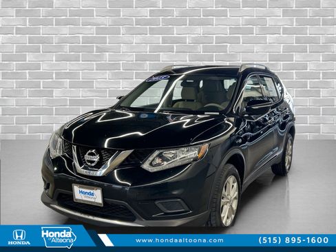 Used 2015 Nissan Rogue SV image 1