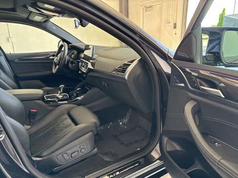 Used 2025 BMW X4 M w/ Premium Package image 56