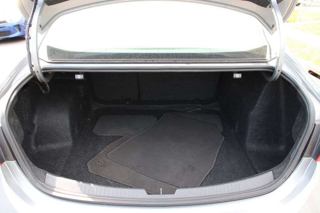 Used 2024 Chevrolet Malibu LT FWD image 28