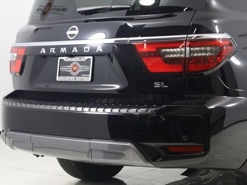 Used 2024 Nissan Armada SL w/ Captain's Chairs Package image 46