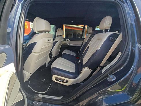 Used 2019 BMW X7 xDrive50i w/ Executive Package image 5