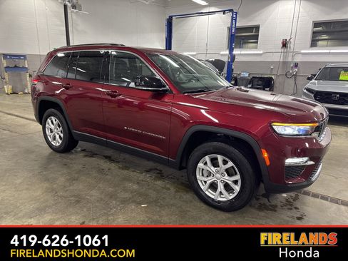 Used 2023 Jeep Grand Cherokee Limited image 7