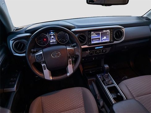 Used 2022 Toyota Tacoma SR5 image 18