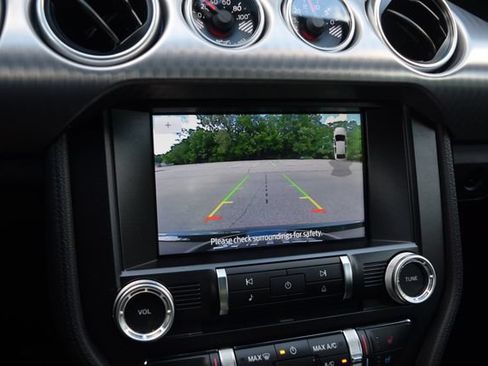 Used 2019 Ford Mustang Bullitt w/ Bullitt Electronics Package RWD image 9