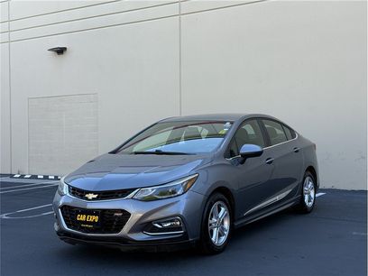 Used 2018 Chevrolet Cruze LT