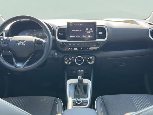 New 2026 Hyundai Venue SEL FWD image 17