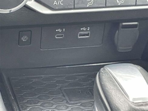 Used 2024 Nissan Altima 2.5 SV w/ SV Premium Package image 23