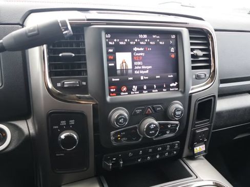 Used 2018 RAM 2500 Laramie w/ Sport Appearance Group AWD/4WD image 11
