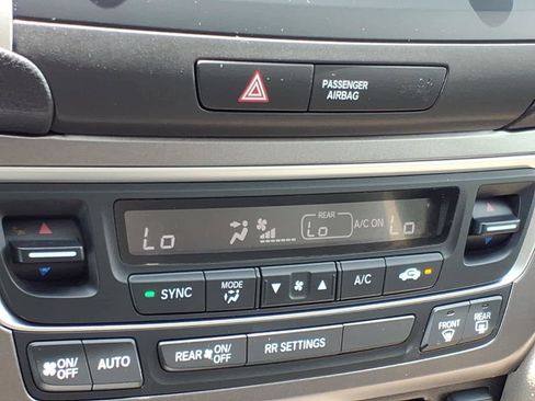 Used 2019 Honda Ridgeline RTL image 9