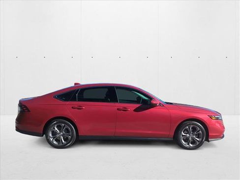 Used 2024 Honda Accord EX image 4