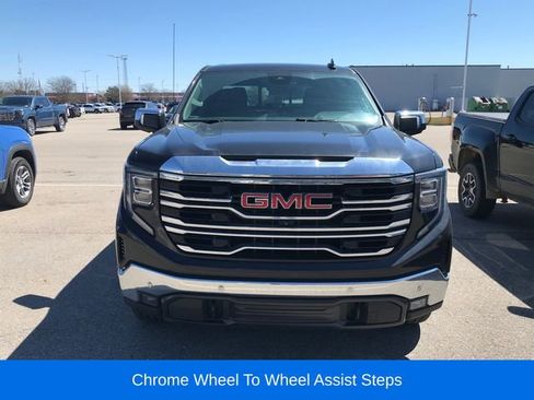 Certified 2022 GMC Sierra 1500 SLT w/ SLT Premium Plus Package AWD/4WD image 11