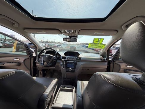 Used 2015 Honda Odyssey EX-L image 18