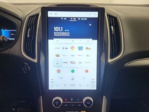 Used 2022 Ford Edge SEL image 12