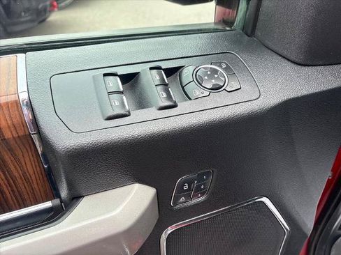 Used 2015 Ford F150 Lariat AWD/4WD image 21