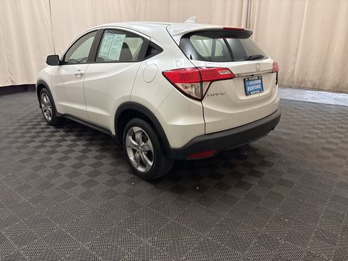 Used 2021 Honda HR-V LX image 7