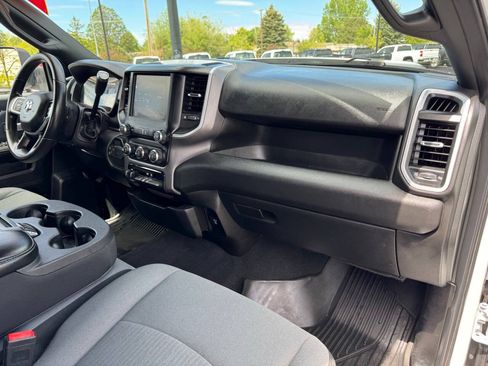 Used 2022 RAM 2500 Big Horn w/ Cold Weather Group AWD/4WD image 31