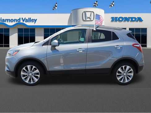 Used 2020 Buick Encore Preferred FWD image 8