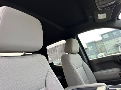 Used 2022 GMC Sierra 1500 SLE w/ X31 Off-Road Package image 17