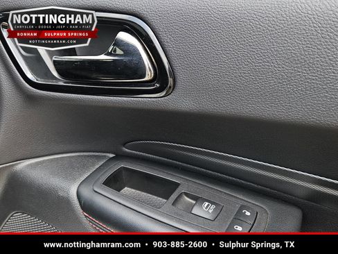 Used 2025 Dodge Durango GT AWD/4WD image 35