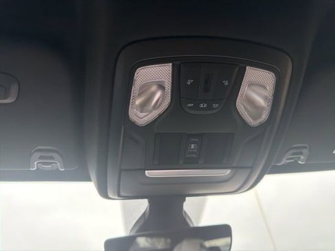 Used 2022 RAM 1500 Big Horn w/ Built-to-serve Edition image 31