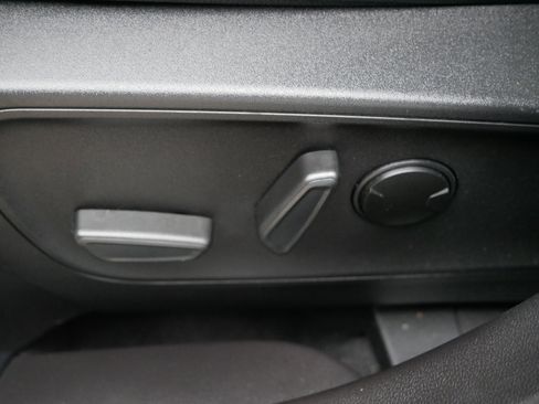 Used 2023 Ford Escape Platinum image 12