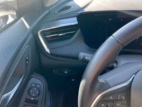 Used 2025 Buick Encore GX Preferred image 32