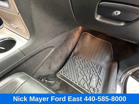 Used 2015 Jeep Grand Cherokee Limited w/ Luxury Group II image 36