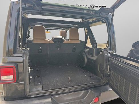 Certified 2022 Jeep Wrangler Unlimited Sahara w/ Cold Weather Group image 14