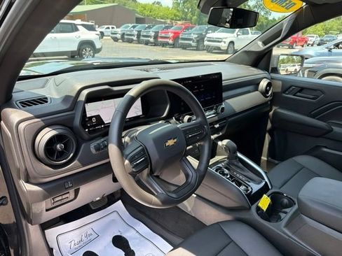 New 2026 Chevrolet Colorado W/T w/ WT Custom Package AWD/4WD image 21