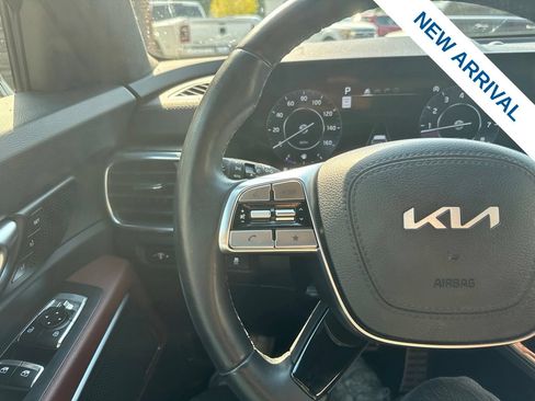 Used 2024 Kia Telluride SX Prestige w/ Towing Package AWD/4WD image 23