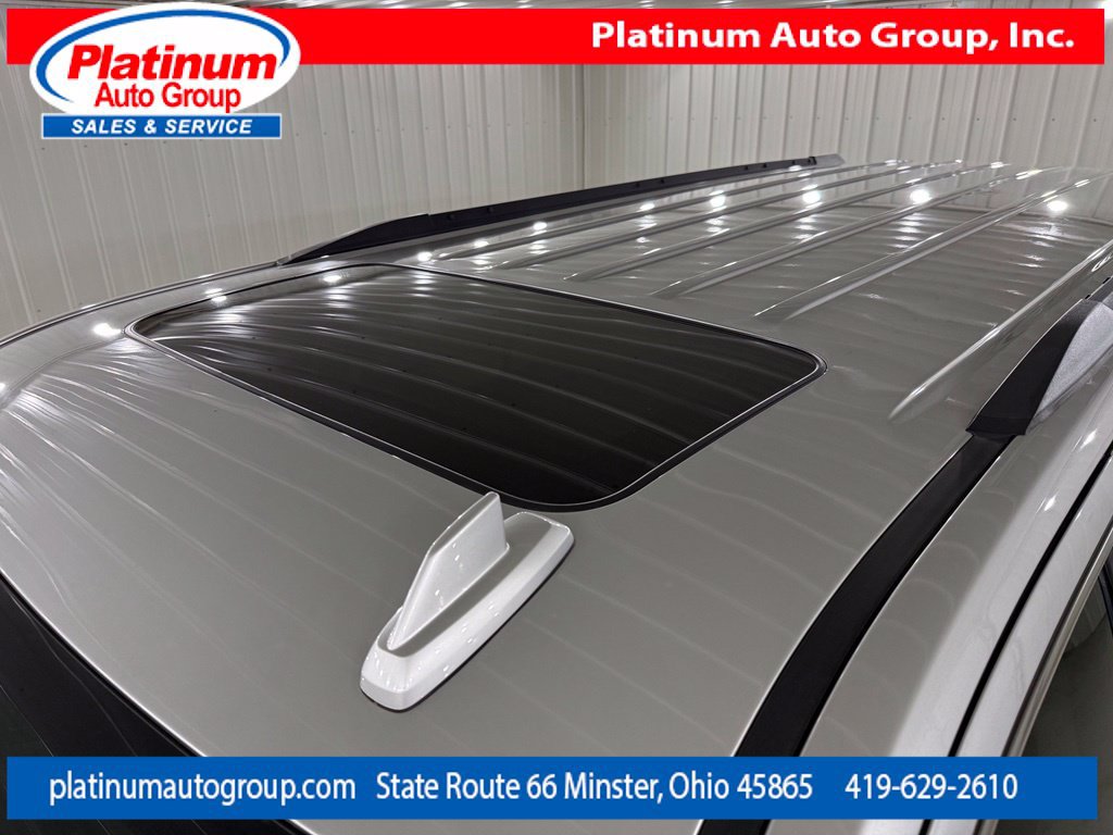 Used 2020 GMC Yukon XL SLT w/ Open Road Package AWD/4WD image 65
