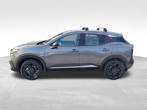 New 2026 Nissan Kicks SR w/ Cold Weather Package AWD/4WD image 2
